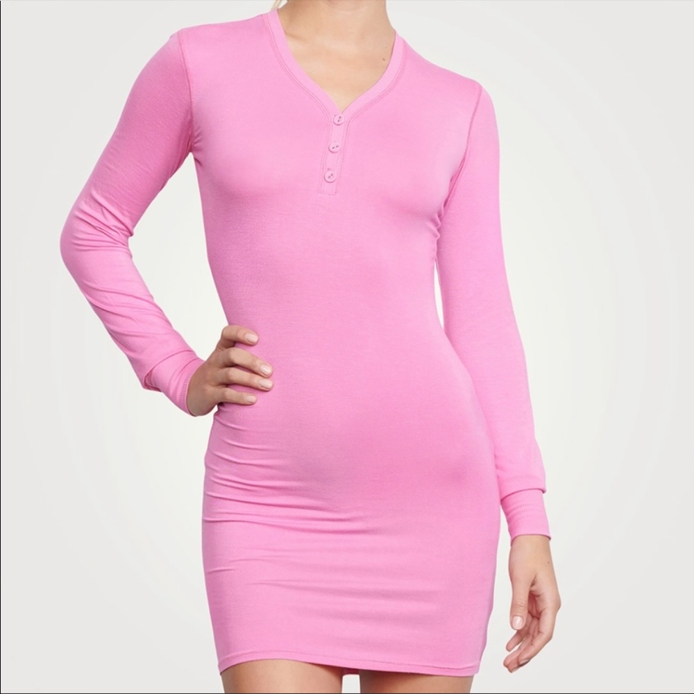 SKIMS bubblegum pink sleep Henley shirt GUC size 3XL